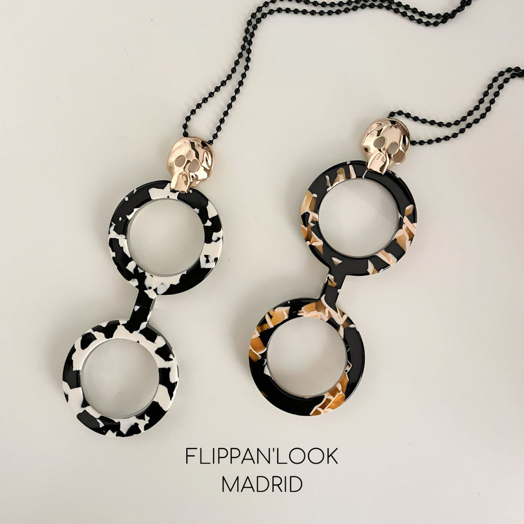 CALAVERA BLANCA Y NEGRA