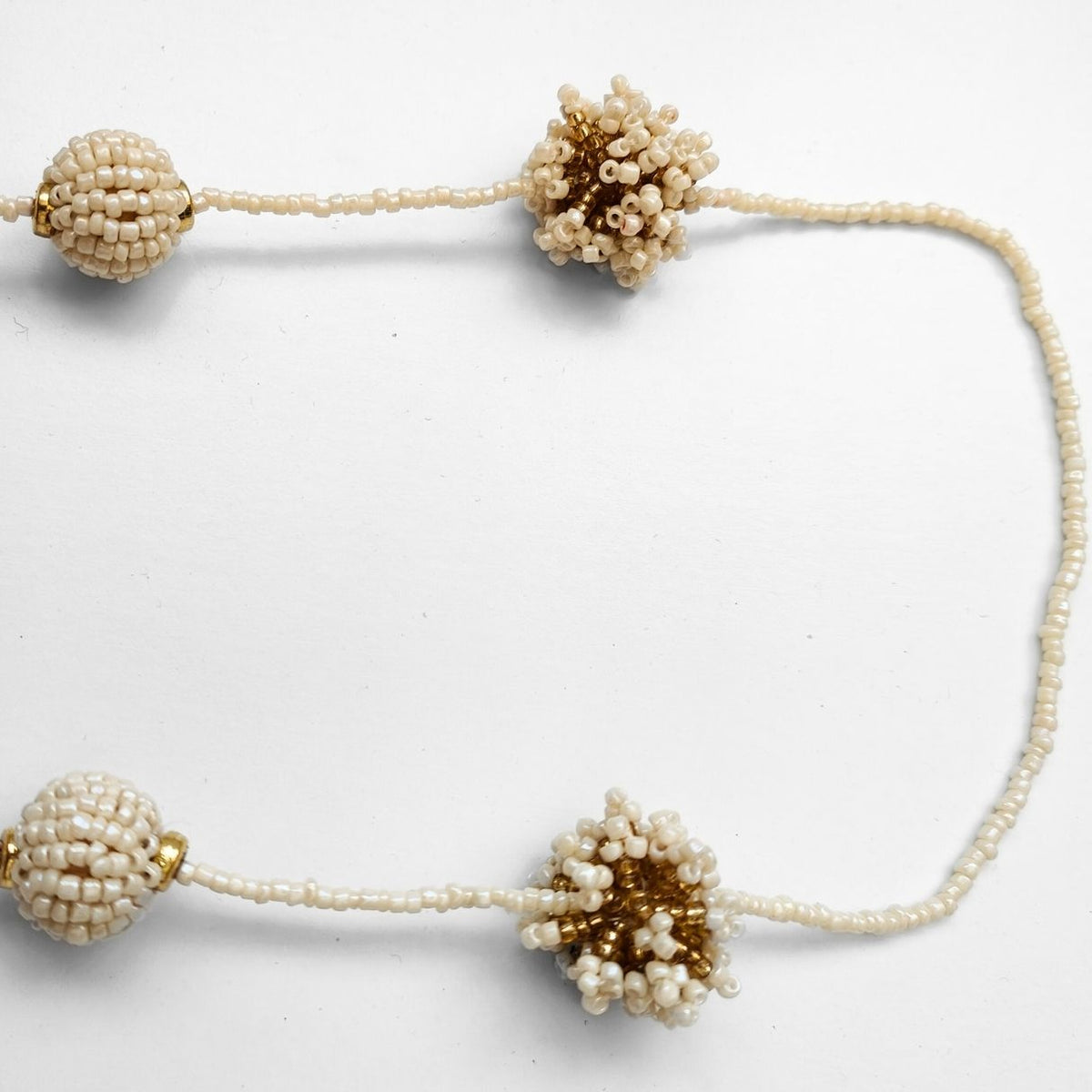 COLLAR BEIGE GRANDE