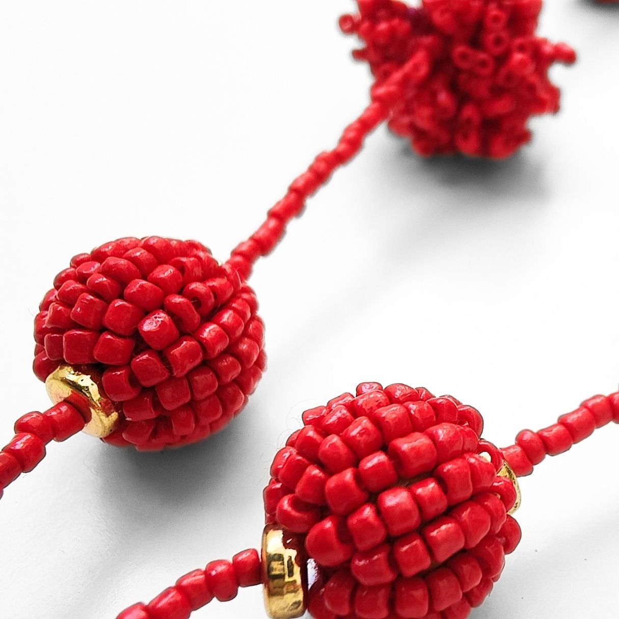 COLLAR POMPÓN ROJO GRANDE