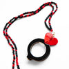 COLGANTE-GAFAS CORAZON PARTÍO ROJO - EDICIÓN 15 AÑOS