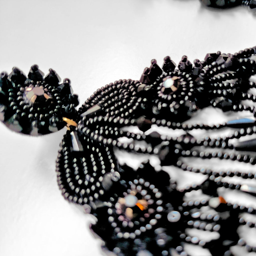 PENDIENTES FRIDA NEGRO