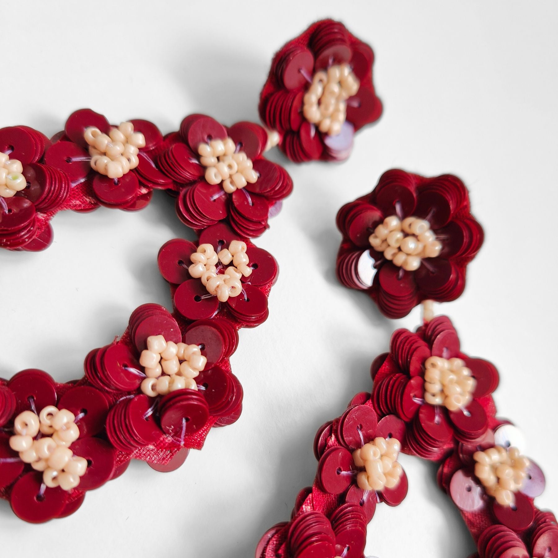 PENDIENTES GOYA BURDEOS