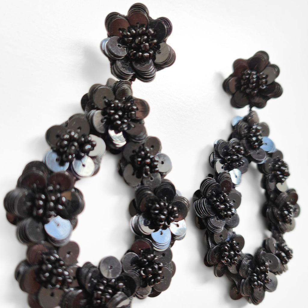 PENDIENTES GOYA NEGROS