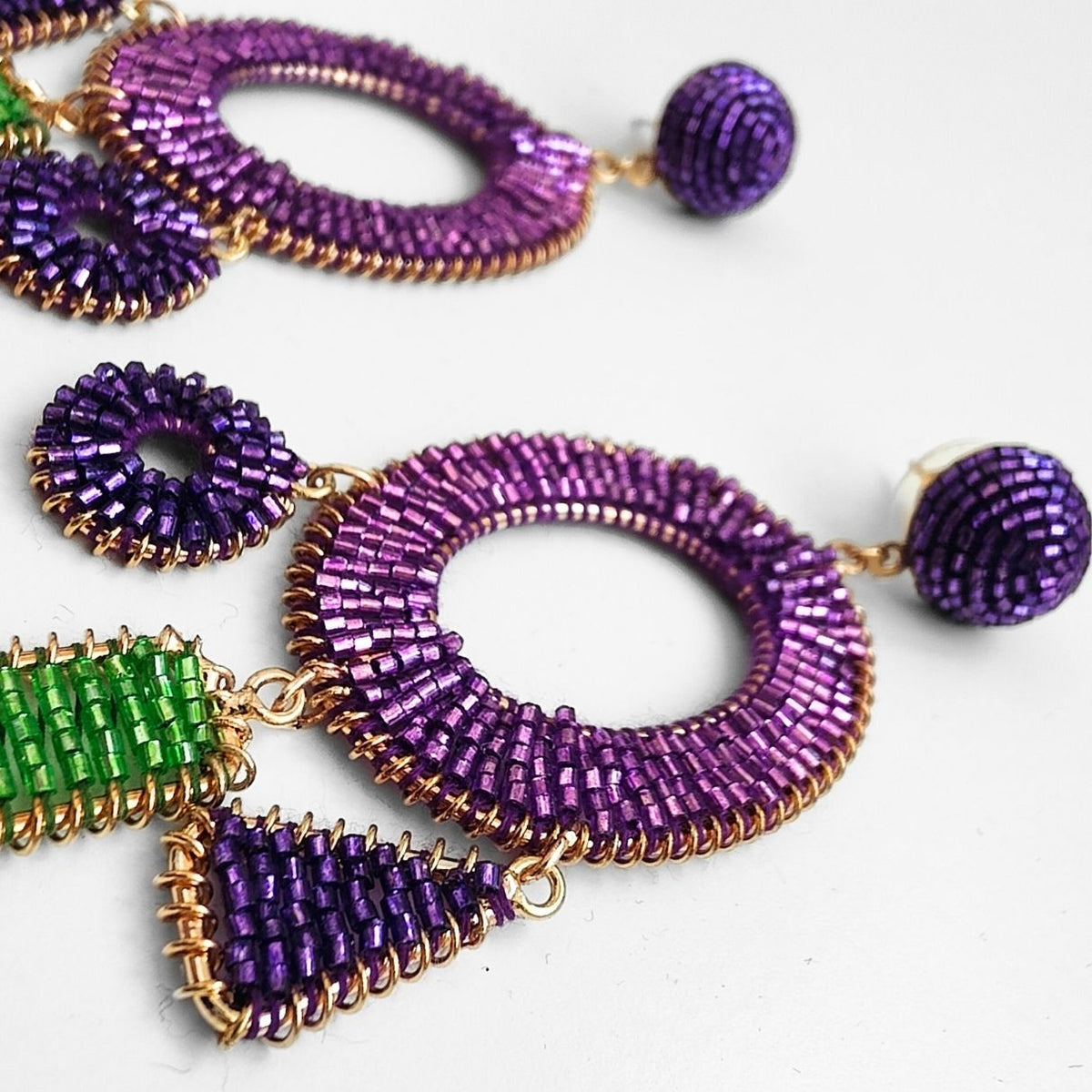PENDIENTES OH! MORADOS