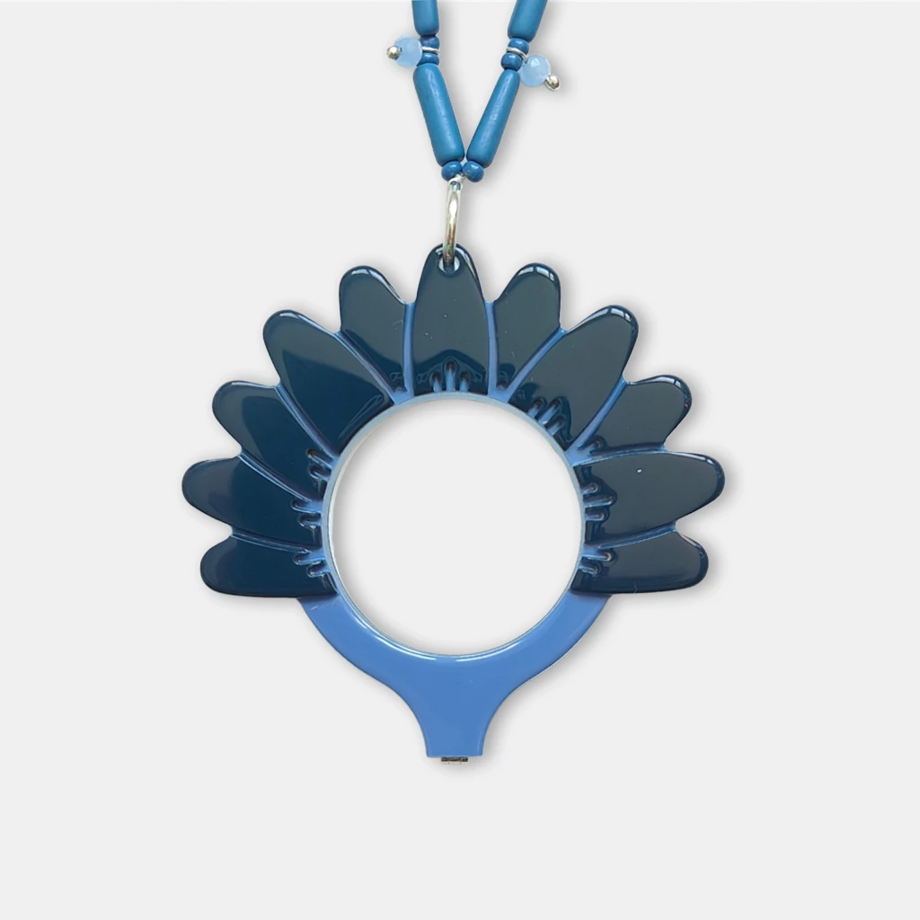 BLUE DAISY