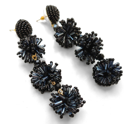 PENDIENTES POMPÓN NEGRO
