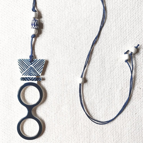 COLGANTE-GAFAS TUAREG AZUL